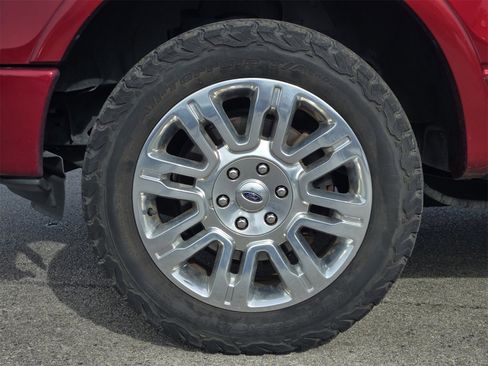 Used 2014 Ford F150 Platinum image 10