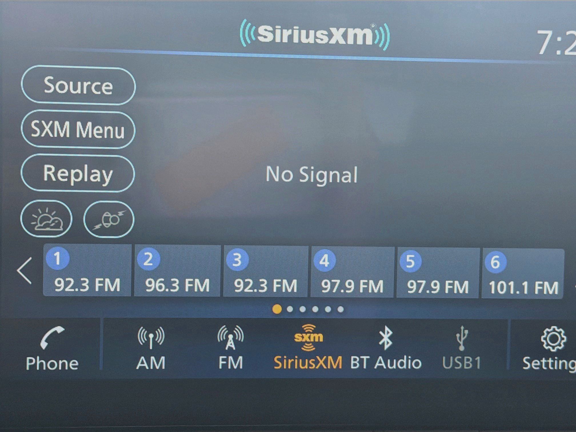 Used 2023 Nissan Sentra SV FWD image 19