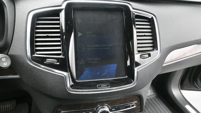 Used 2018 Volvo XC90 T6 Momentum w/ Convenience Package AWD/4WD image 16