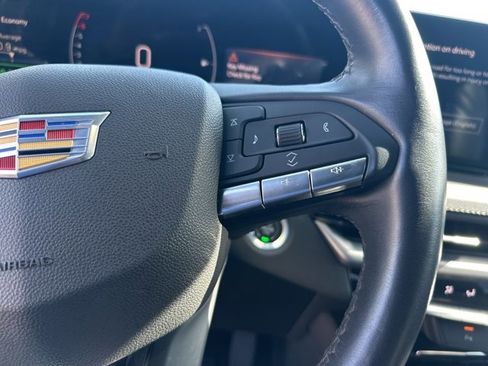 Used 2024 Cadillac XT4 Premium Luxury image 20