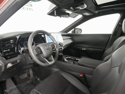 Certified 2023 Lexus RX 350 Premium Plus w/ Cold Area Package AWD/4WD image 10