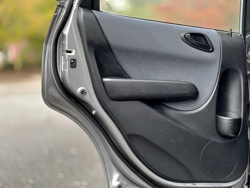 Used 2008 Honda Fit Sport image 15