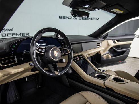 Used 2020 Porsche Taycan Turbo S AWD/4WD image 21