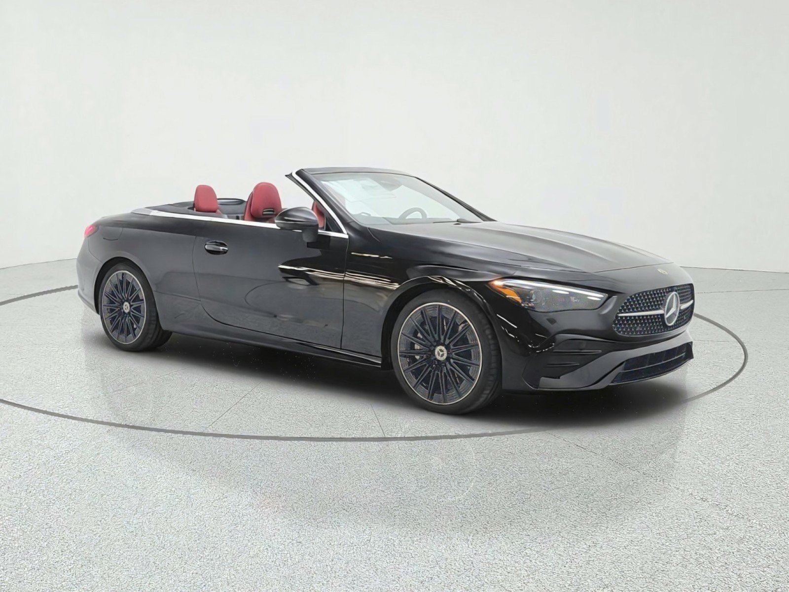 New 2027 Mercedes-Benz CLE 450 4MATIC Cabriolet image 3