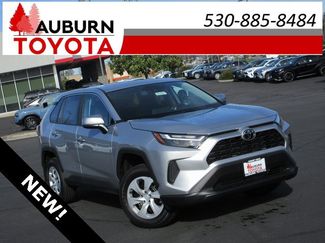 New 2025 Toyota RAV4 LE video 1