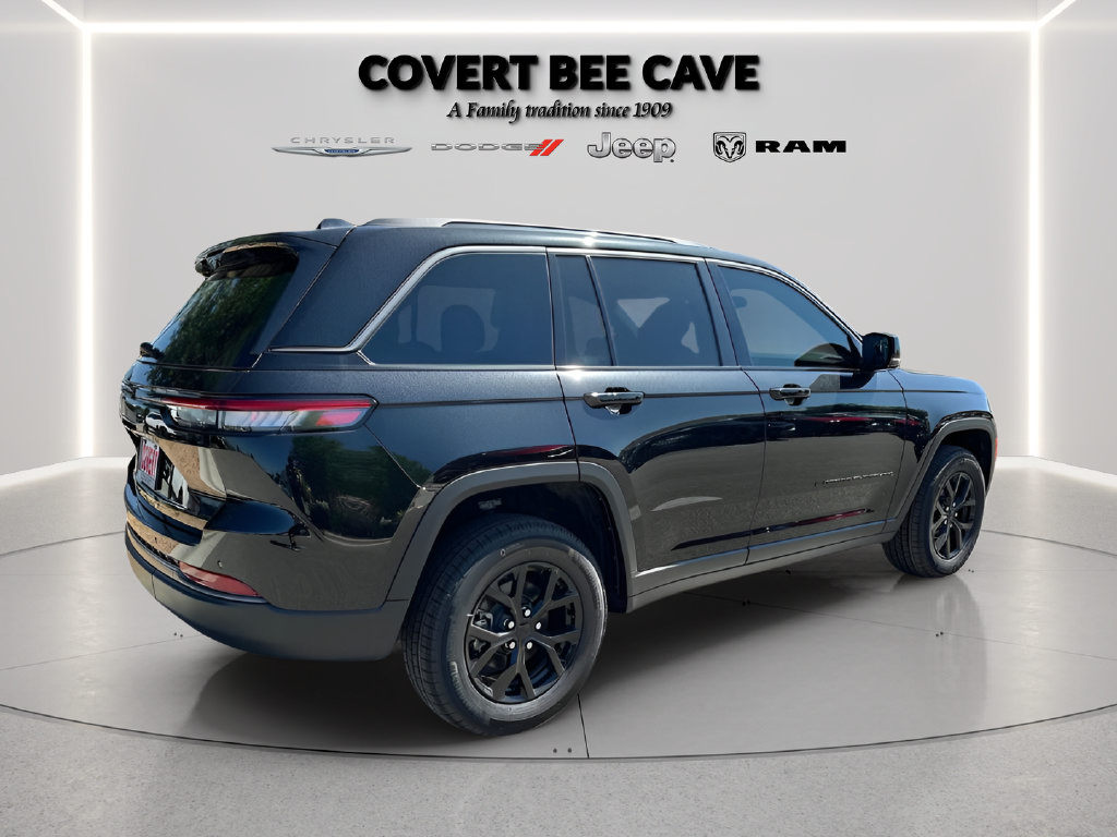 New 2026 Jeep Grand Cherokee Altitude AWD/4WD image 13