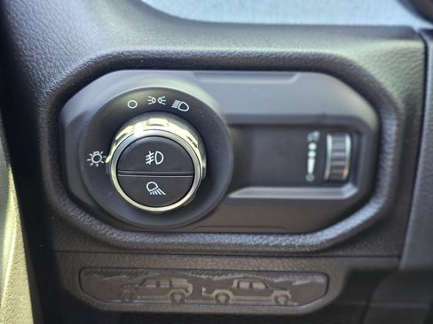 New 2026 Jeep Gladiator Sport AWD/4WD image 19