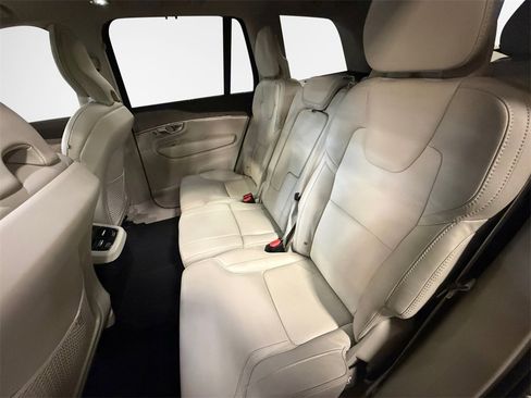 Used 2024 Volvo XC90 B6 Ultimate image 24