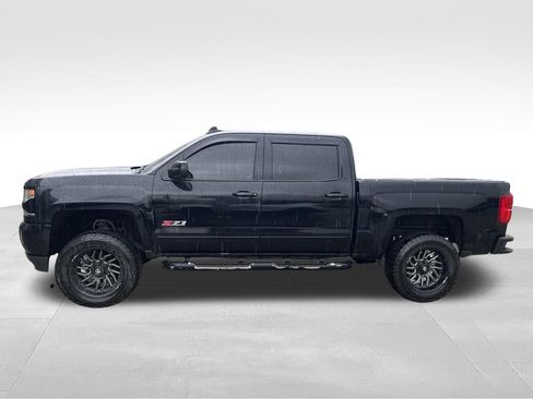 Used 2016 Chevrolet Silverado 1500 LTZ Z71 w/ LTZ Plus Package AWD/4WD image 5