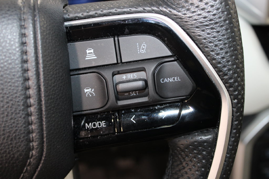 Used 2024 Toyota Tundra Capstone AWD/4WD image 28