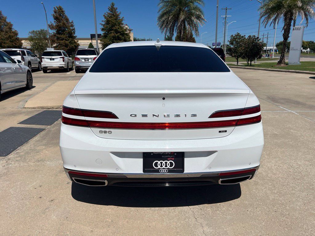 Used 2021 Genesis G90 5.0 Ultimate RWD image 4
