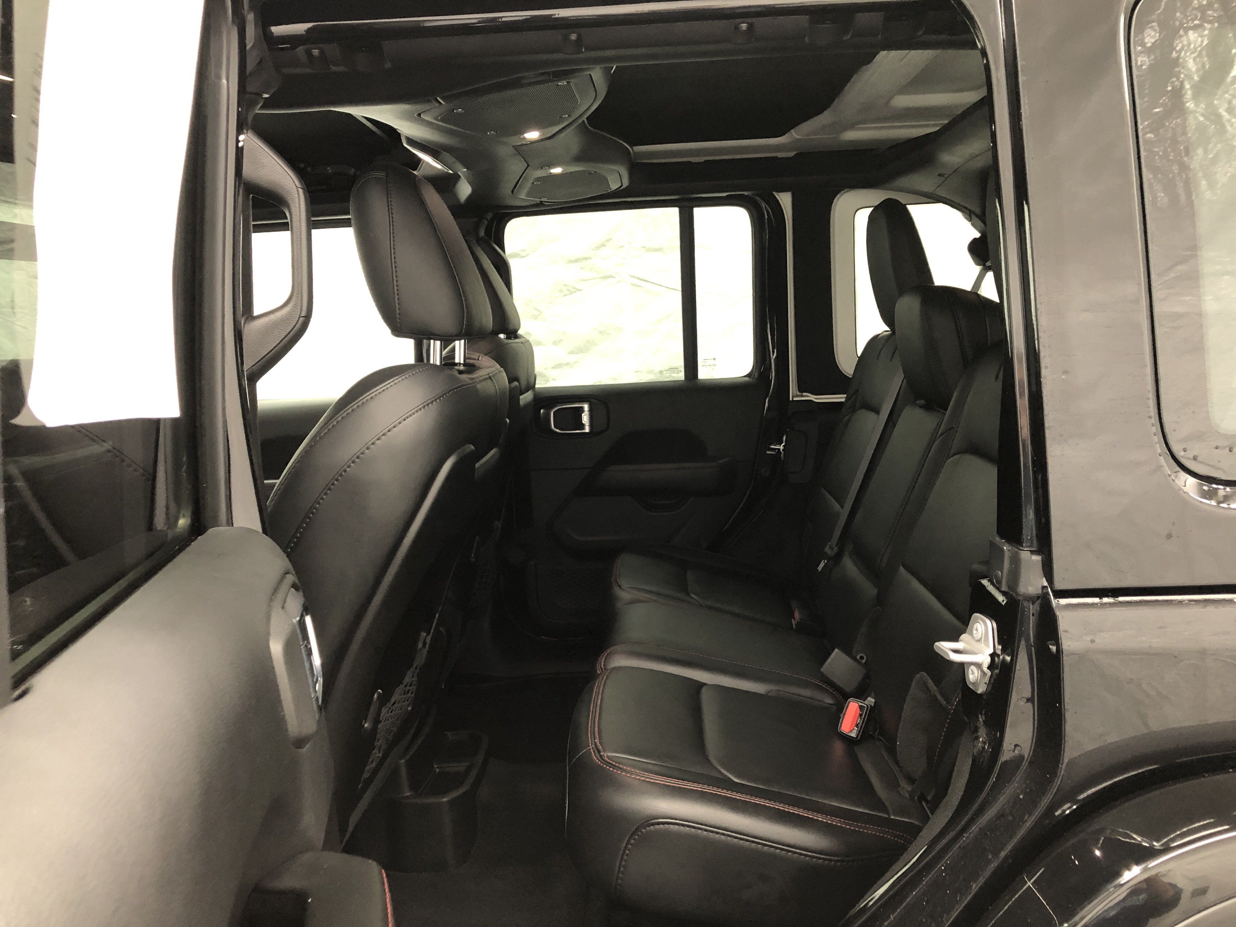 Certified 2024 Jeep Wrangler Unlimited Rubicon AWD/4WD image 12