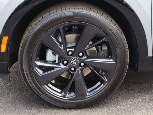 Certified 2025 Buick Envision Sport Touring AWD/4WD image 32