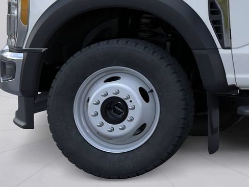 New 2026 Ford F550 4x4 Crew Cab image 19