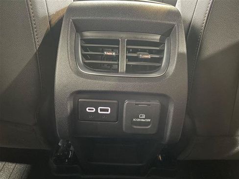 Used 2022 Chevrolet Blazer Premier AWD/4WD image 35
