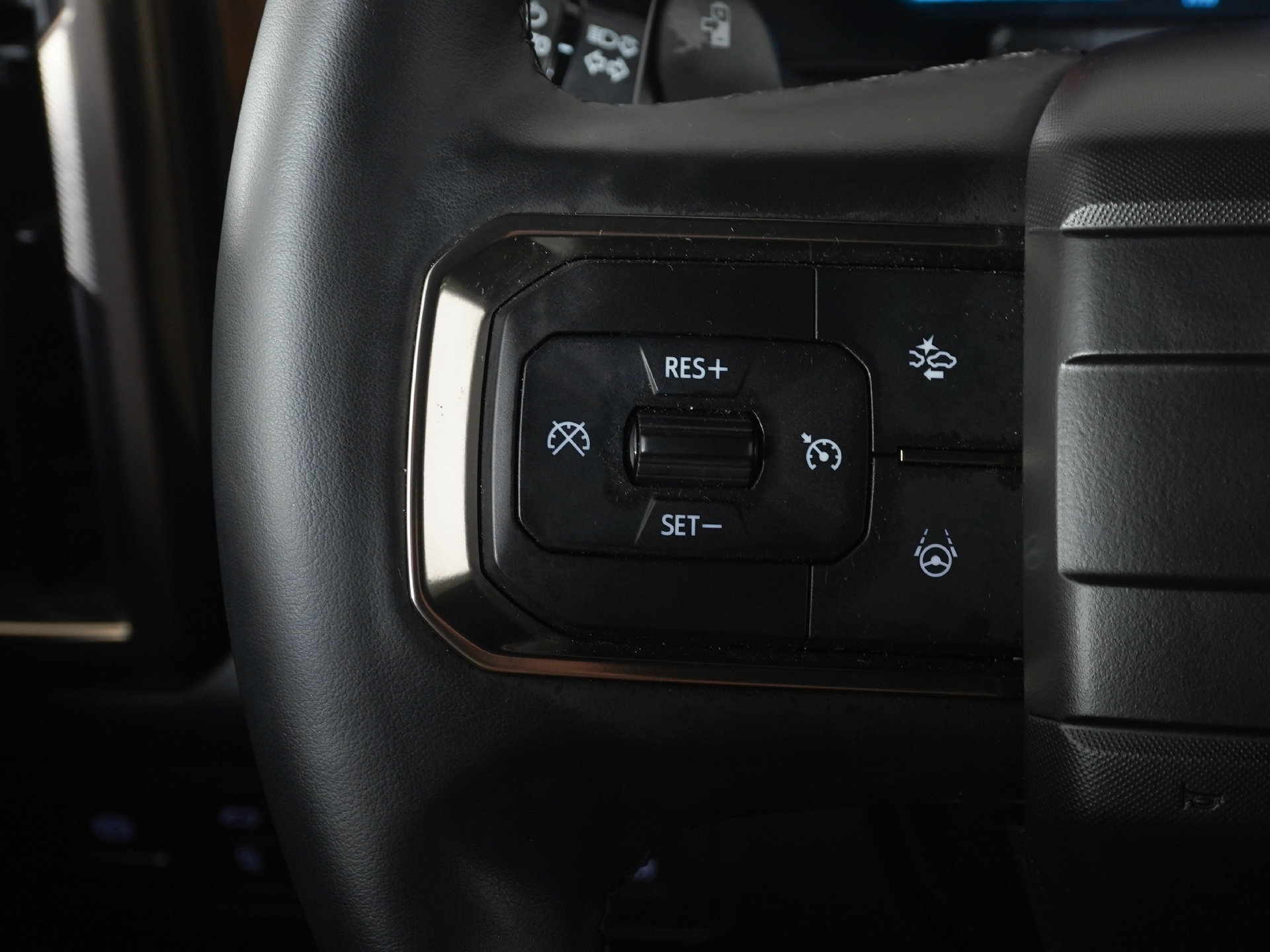 Used 2024 GMC Hummer EV 2X w/ Extreme Off-Road Package AWD/4WD image 20