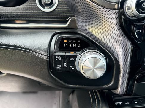 Used 2019 RAM 1500 Limited AWD/4WD image 19