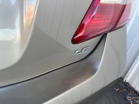 Used 2007 Toyota Camry LE image 9
