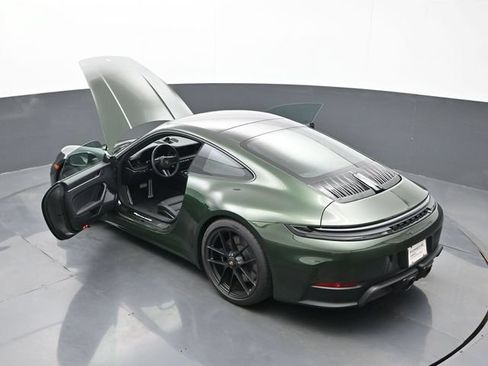 Certified 2026 Porsche 911 Carrera 4 GTS w/ Premium Package AWD/4WD image 24
