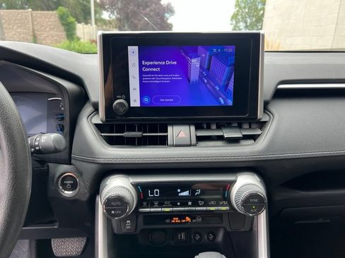 Used 2024 Toyota RAV4 XLE w/ Convenience Package AWD/4WD image 15