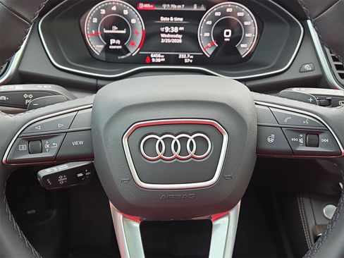 Certified 2025 Audi Q5 2.0T Premium Plus w/ Premium Plus Package image 21