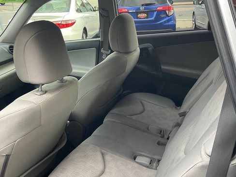 Used 2012 Toyota RAV4 4WD w/ Value Pkg image 6