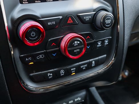 Used 2018 Dodge Durango GT AWD/4WD image 24