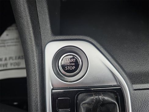 Used 2021 Nissan Sentra SV image 23