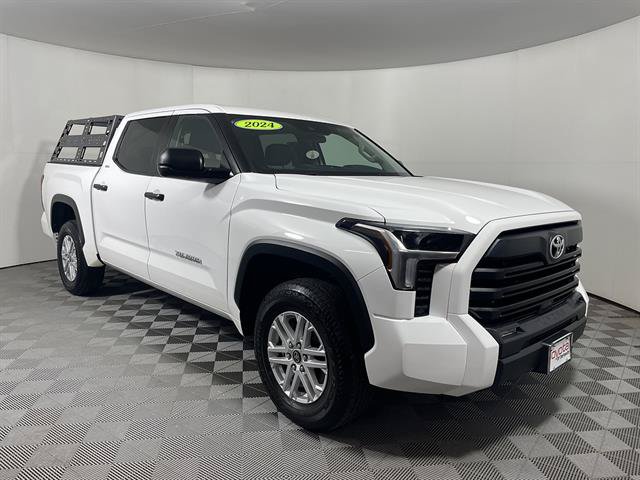 Used 2024 Toyota Tundra SR5 AWD/4WD image 3