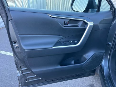 Used 2025 Toyota RAV4 LE image 20