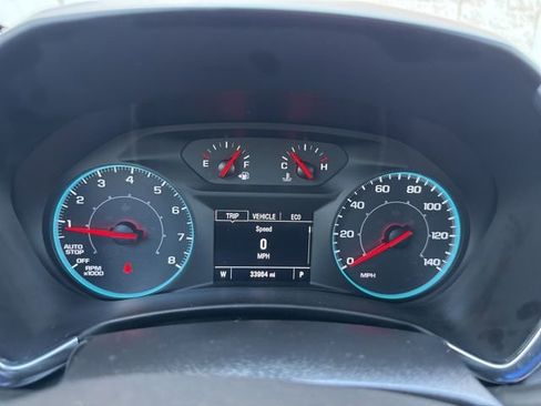 Used 2020 Chevrolet Equinox LS w/ LS Convenience Package AWD/4WD image 36
