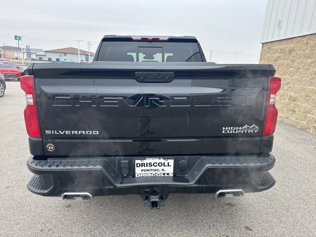 Used 2024 Chevrolet Silverado 1500 High Country AWD/4WD image 5