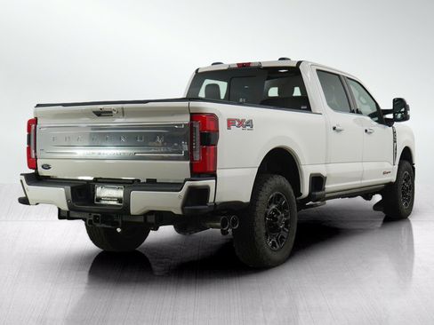 Used 2023 Ford F350 Platinum AWD/4WD image 5