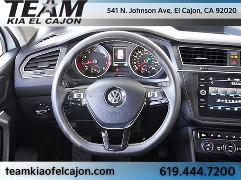 Used 2021 Volkswagen Tiguan SE FWD image 20