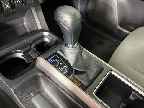 Used 2022 Toyota Tacoma SR5 image 31