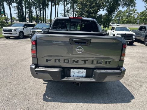 New 2026 Nissan Frontier SV w/ SV Convenience Package RWD image 6