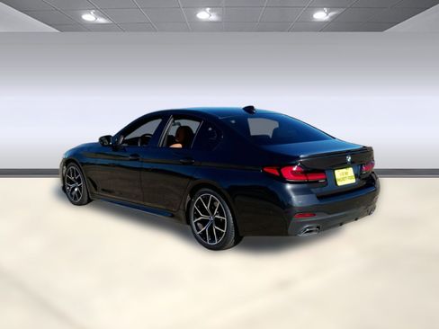 Used 2023 BMW 530i w/ M Sport Package image 3
