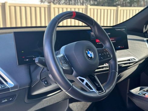 Used 2025 BMW iX M60 image 17