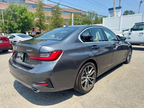 Used 2020 BMW 330i xDrive Sedan w/ Premium Package AWD/4WD image 6