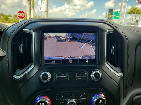 Used 2021 GMC Sierra 1500 AT4 AWD/4WD image 10