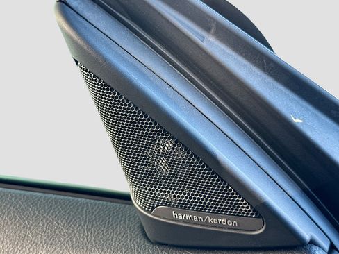 Used 2019 BMW 430i xDrive Convertible w/ Convenience Package image 19