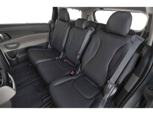 New 2027 Kia Carnival EX FWD image 10