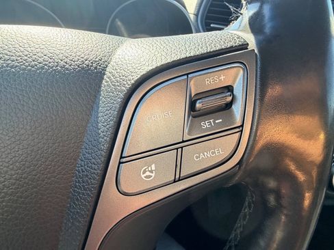 Used 2013 Hyundai Santa Fe GLS AWD/4WD image 8