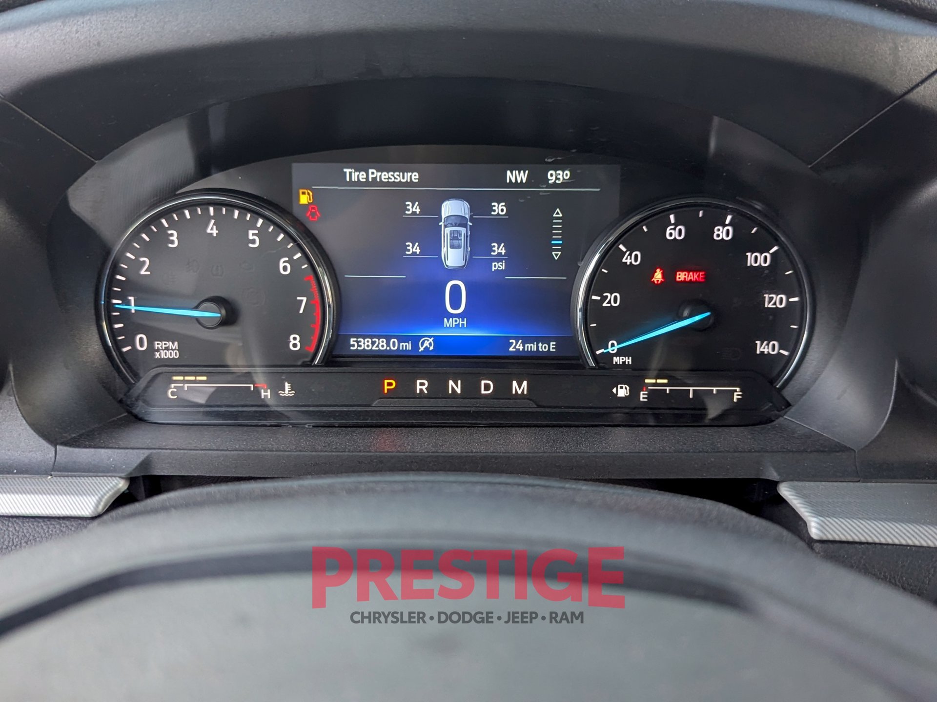 Used 2020 Ford Explorer XLT w/ Equipment Group 202A AWD/4WD image 14