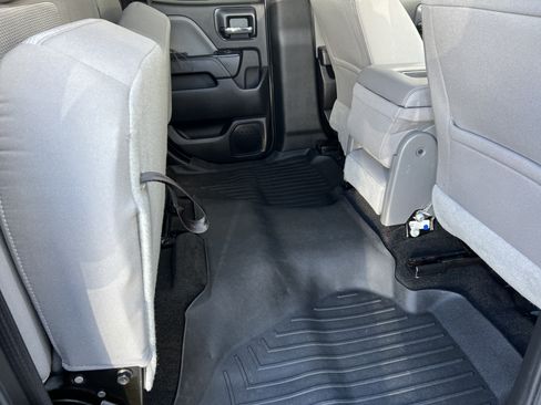 Used 2018 Chevrolet Silverado 1500 Custom w/ LPO, Black Pack AWD/4WD image 18