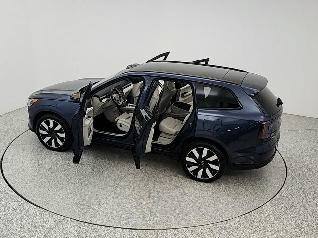 Used 2025 Volvo EX90 Plus AWD/4WD image 24