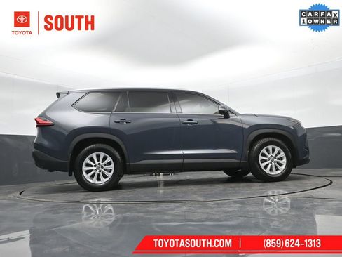 Certified 2024 Toyota Grand Highlander XLE image 33