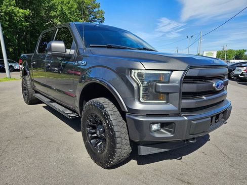 Used 2017 Ford F150 Lariat AWD/4WD image 3