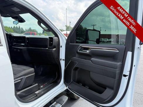 Used 2025 Chevrolet Silverado 2500 LT AWD/4WD image 42