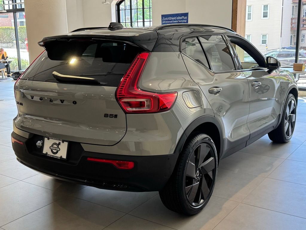 New 2026 Volvo XC40 B5 Ultra w/ Protection Package Premier AWD/4WD image 6